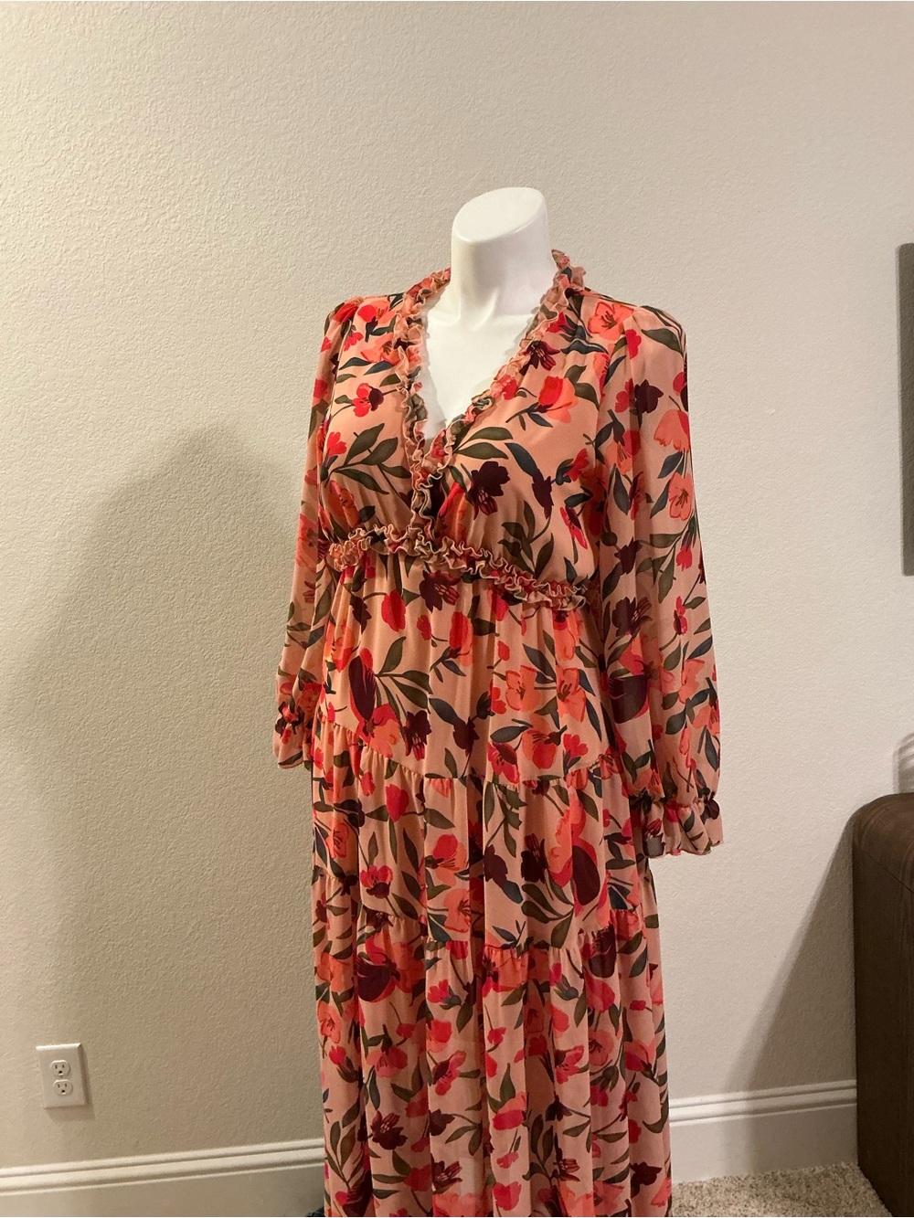 Floral Ruffle V-Neck Midi Dress in Peach